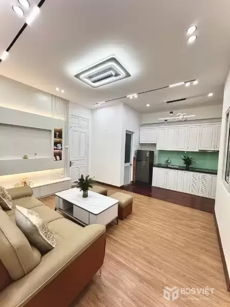 bán căn hộ mặt phố vũ phạm hàm DT 57m giá 5,75 tỷ lô góc