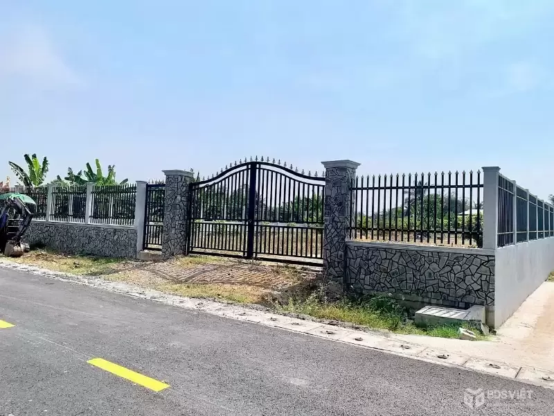 CẦN BÁN 1931M2 ĐẤT THỔ CƯ MT ĐƯỜNG LƯƠNG NGANG FLC