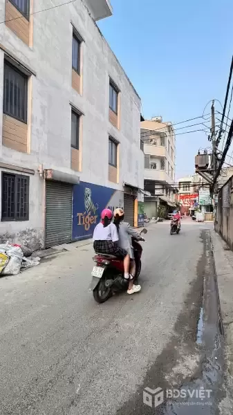 Bán 2 nhà 3 lầu mới xây full nội thất gần bàn giao Bình Hưng Hòa , Bình Tân giá 7,9 tỷ 1/ căn