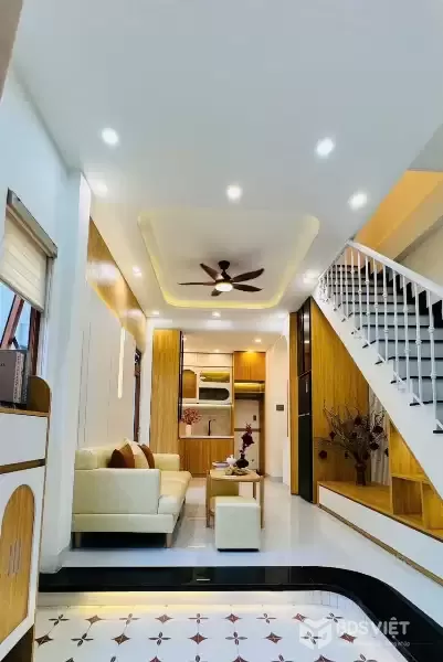 ♥ Lô Góc kiệt 3m, sát Thăng Long, ô tô đậu 30m, 30m2, 2 tầng đẹp thoáng