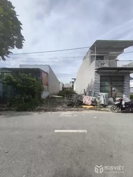 Bán nền thổ cư trong KDC Trung Thành , xã Long Trạch , Cần Đước dt 120m2