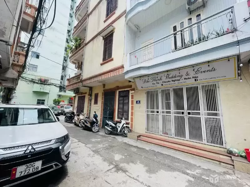 Bán Nhà Nguyễn Xiển. Thanh Xuân. Ô Tô. DT 54m2. MT 4.6m. 3 Tầng. Giá 18.4 Tỷ