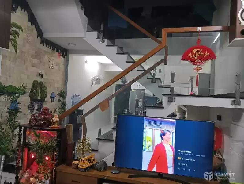 NHÀ 2 TẦNG ĐẸP, CÒN MỚI – KIỆT 6M LÊ VĂN HIẾN – THÔNG ĐẶNG THÁI THÂN 6.x