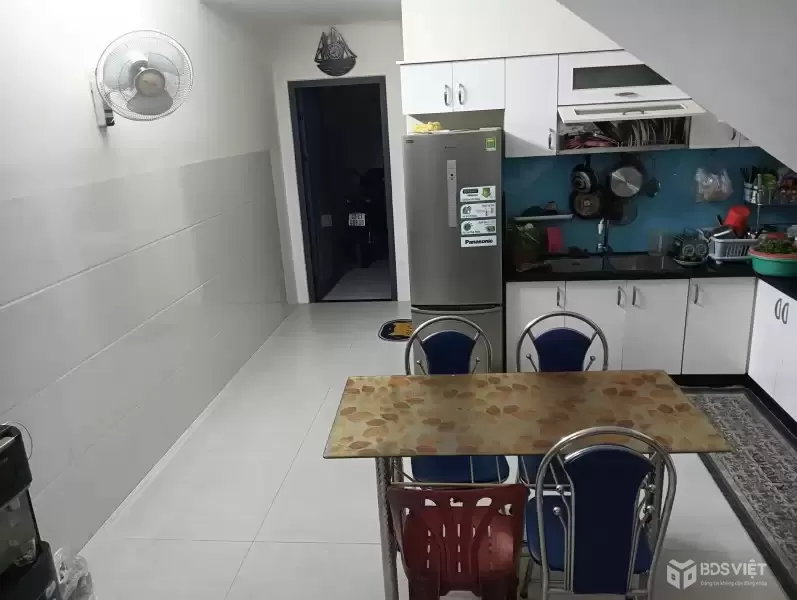 NHÀ 2 TẦNG ĐẸP, CÒN MỚI – KIỆT 6M LÊ VĂN HIẾN – THÔNG ĐẶNG THÁI THÂN 6.x