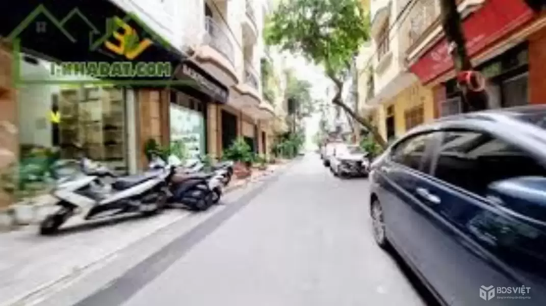 Bán nhà phân lô mặt ngõ Hoàng Ngân  90m2 x 6 tầng căn góc. Giá 27,6 tỷ LH 0935628686