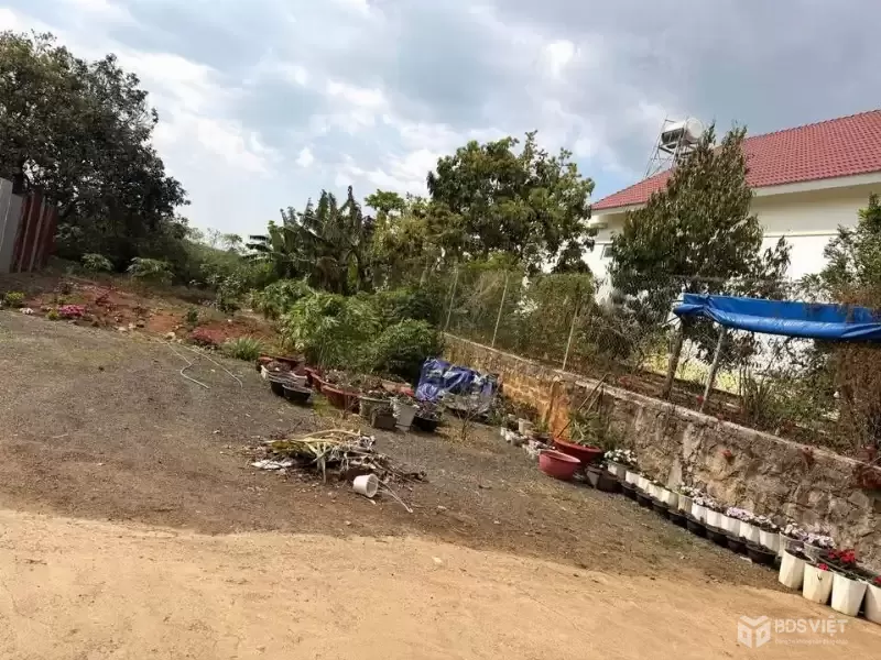 Bán 369,3m2 Đất - Đức Trọng - Lâm Đồng gần trung tâm giá 4 tỷ 3