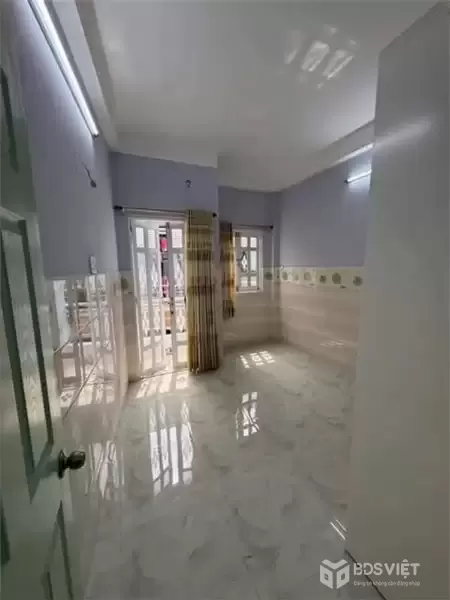 Nhà Đường Lạc Long Quân Phường 3 Quận 11 Cũ .(Cách mặt tiền ~50m).