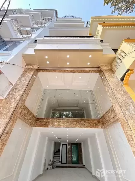 LIỀN KỀ BÁN ĐẢO LINH ĐÀM - VỈA HÈ ĐÁ BÓNG - GIÁ ĐẦU TƯ 136m2 giá chỉ 28.6 tỷ