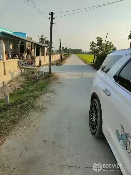 Bán đất thổ cư đường beton xe hơi tới đất ở xã Hậu Nghĩa , Đức Hòa dt 150m2 giá 850 triệu