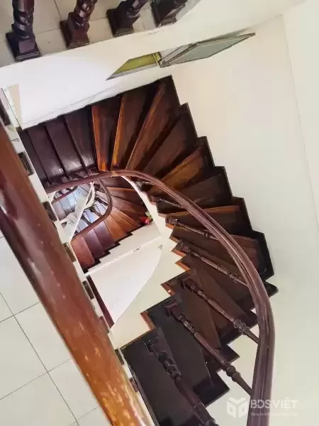 ????CẮT LỖ KHỦNG 600M! Đống Đa ô tô lùi cửa, kinh doanh tại nhà, chỉ hơn 2.9 tỷ