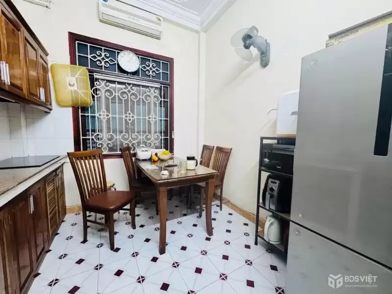 ????CẮT LỖ KHỦNG 600M! Đống Đa ô tô lùi cửa, kinh doanh tại nhà, chỉ hơn 2.9 tỷ