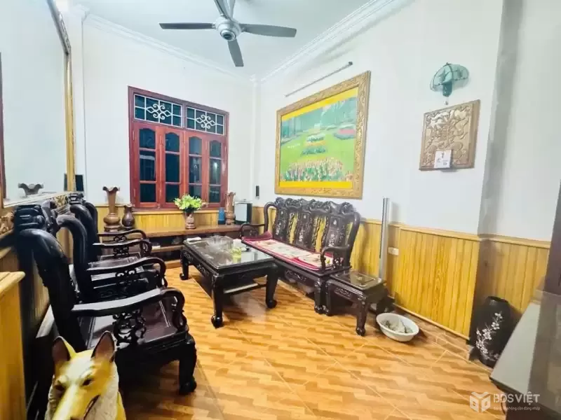 ❓CÓ ĐỦ LÀM BẠN NGẠC NHIÊN? Nhà 16m² xây 4 tầng, hơn 3.3 tỷ, trung tâm Đống Đa