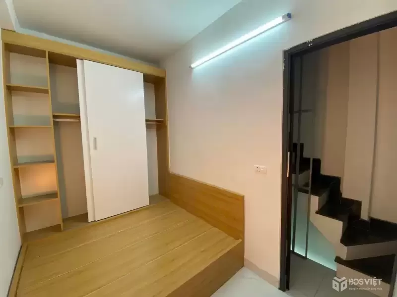 ???? 1.9 TỶ! SỞ HỮU LÔ GÓC 13M2 ĐỐNG ĐA: Lô góc 13m² x 4 tầng Khâm Thiên, 2 thoáng.