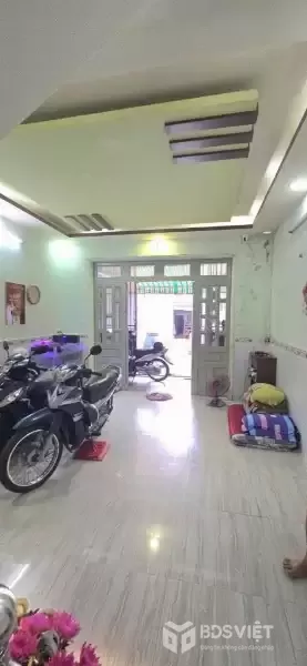 NHÀ BÁN Q12 DIỆN TÍCH GẦN 98m2 HẺM OTO SÁT NHÀ -NHÀ ĐẸP -2 TẦNG VÔ Ở NGAY GẦN ĐƯỜNG QUANG TRUNG GÒ VẤT.