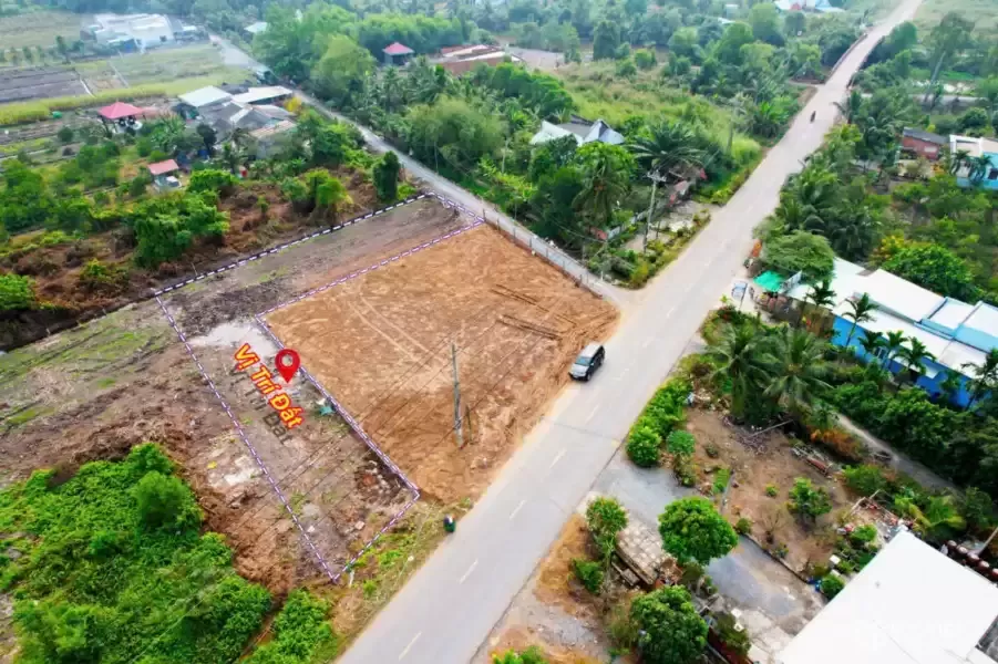 Bán đất 2 mặt tiền ĐT 816 xã Thạnh Hòa , Bến Lức dt 1351m2 đất vườn giá 2,8 tỷ