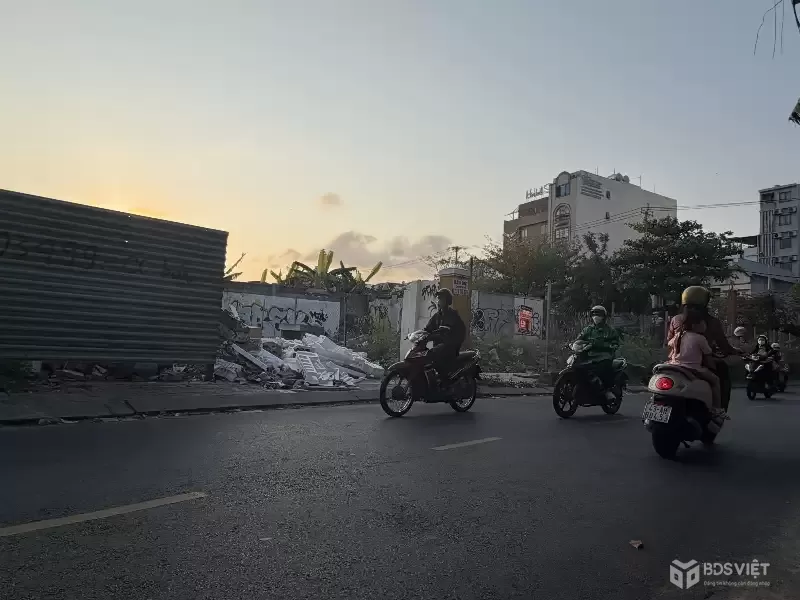 Bán đất mặt tiền Mỹ Đa Đông 12, 83m2, giá 15.5 tỷ – sát biển Mỹ Khê