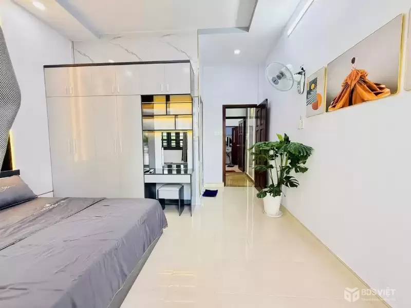 NHÀ BÁN QUẬN 12 - GIÁP SONG HÀNH, TRƯỜNG CHINH.
QUA TÂN BÌNH CHỈ VÀI PHÚT NHÀ 4 TẦNG BTCT VÀO Ở NGAY.