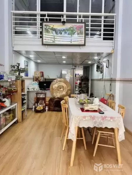 Nhà HXH Đường Thành Thái Quận 10 Phường 14 Cũ.