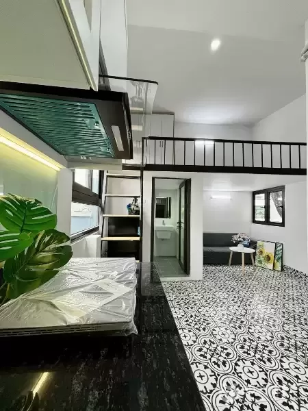 CCMN 5 TẦNG,9PN KK THANG MÁY, VỊ TRÍ ĐẮC ĐỊA, GẦN ĐƯỜNG Ô TÔ, TRUNG TÂM CẦU GIẤY