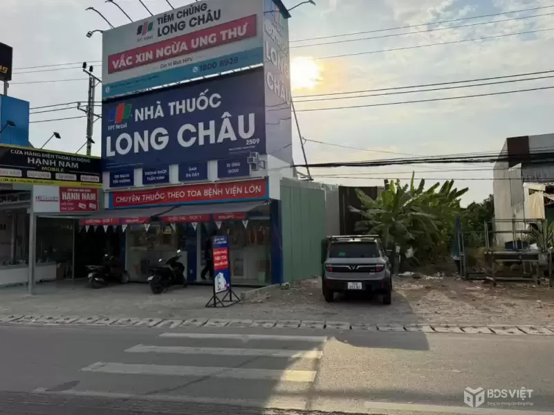 Bán đất thổ lúa mặt tiền ĐT 824 , ấp 8 , Lương Hòa, Bến Lức dt 320m2 ( 130m2 thổ) giá 8,4 tỷ