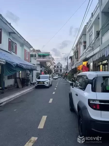 ♥ Đường 5.5m Thúc Tề gần Huynh Ngọc Huệ, 60m2, ngang 5m, 4.x tỷ