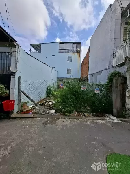 HIỀM NHANH CHÂN THÌ CÒN -  ĐẤT HẺM Ô TÔ - F LINH TÂY