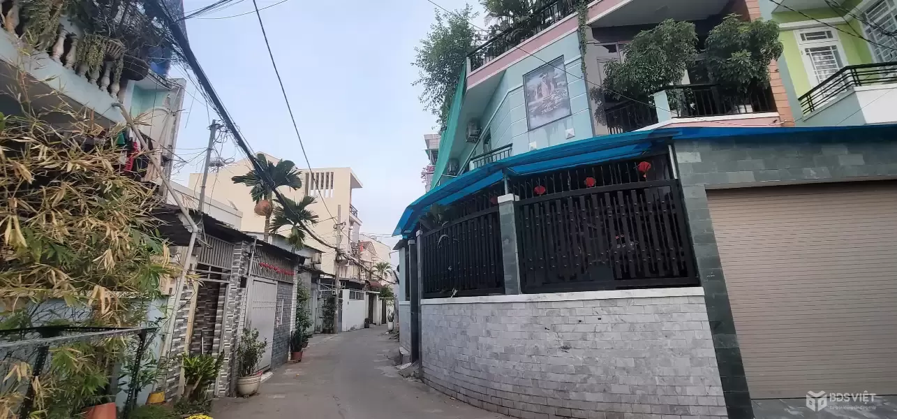 CHỦ NGỘP BANK  BÁN GẤP - NHÀ 3 LẦU HẺM Ô TÔ -  TRUNG TÂM TRƯỜNG THỌ