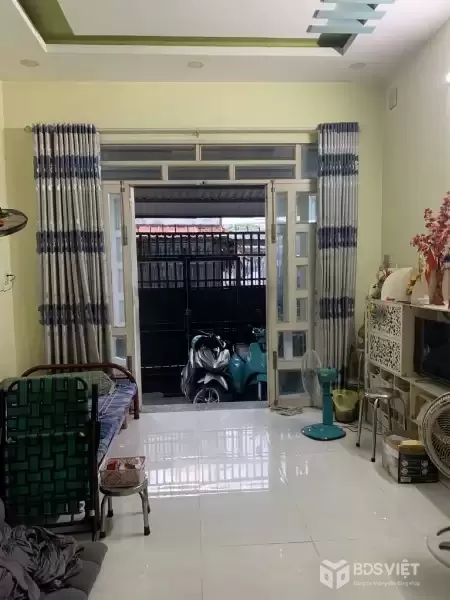 CHỦ NGỘP BANK  BÁN GẤP - NHÀ 3 LẦU HẺM Ô TÔ -  TRUNG TÂM TRƯỜNG THỌ