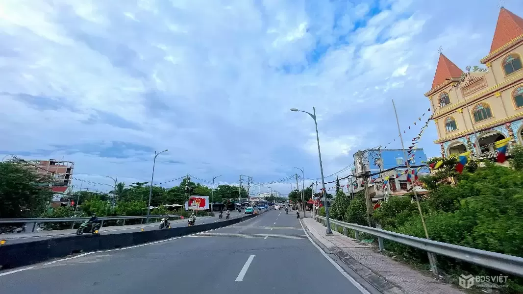 CẦN BÁN 92M2 NHÀ 1 TẤM MT THẾ LỮ KD BUÔN BÁN THOẢI MÁY