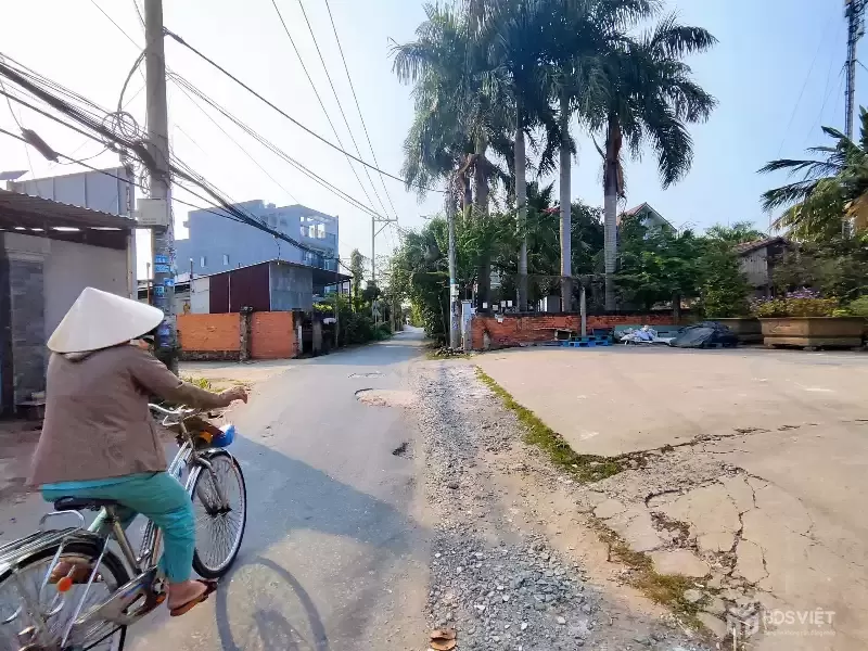 CẦN BÁN 115M2 ĐẤT THỔ CƯ MT ĐƯỜNG KINH T11 GẦN QL1A