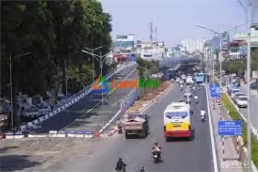 Bán 466m2 khu đất mặt đường Âu Cơ, gần ngã 3 chuyển giao nhau giữa hàng phố Đặng Thai Mai nối dài cũng như Âu Cơ, giá chỉ đầu tư