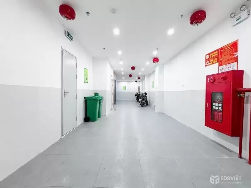 BÁN TÒA CHDV DỊCH VỌNG – 7 TẦNG – 25 PHÒNG –125TR/THÁNG –GIÁ 24,8 TỶ