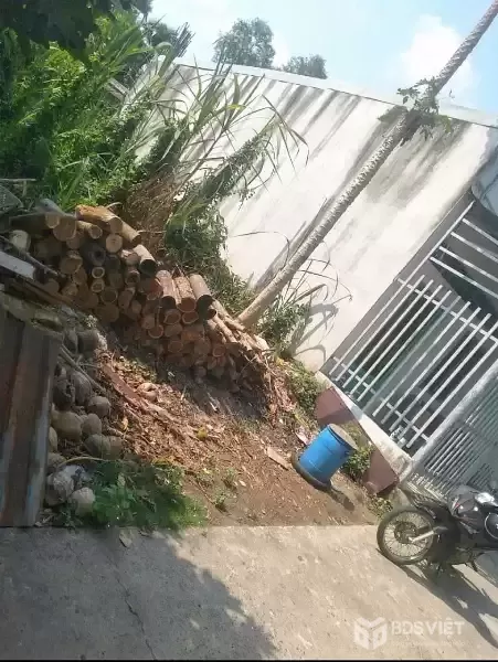 CẦN BÁN 180M2 ĐẤT THỔ CƯ HẺM XE GÁC GẦN ĐƯỜNG KINH T12