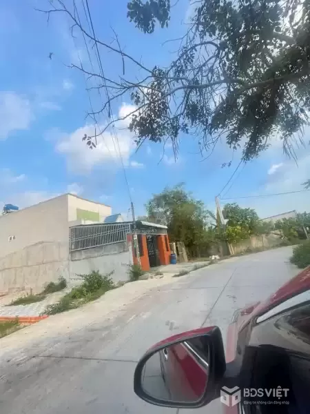 Bán đất thổ cư đường beton xã Tân Thạnh Đông dt 85m2 giá 1,95 tỷ