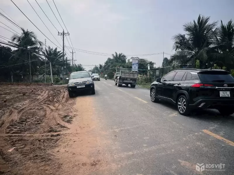 Bán 4 lô thổ cư mặt tiền ĐT 816 , Thạnh Hòa, Bến Lức giá 1,49 tỷ / lô