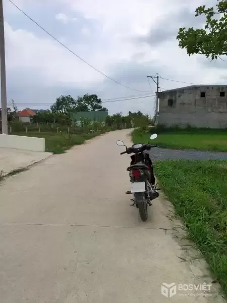 Bán nền thổ cư đường beton xe hơi xã Đức Hòa Đông dt 115m2 giá 1,3 tỷ