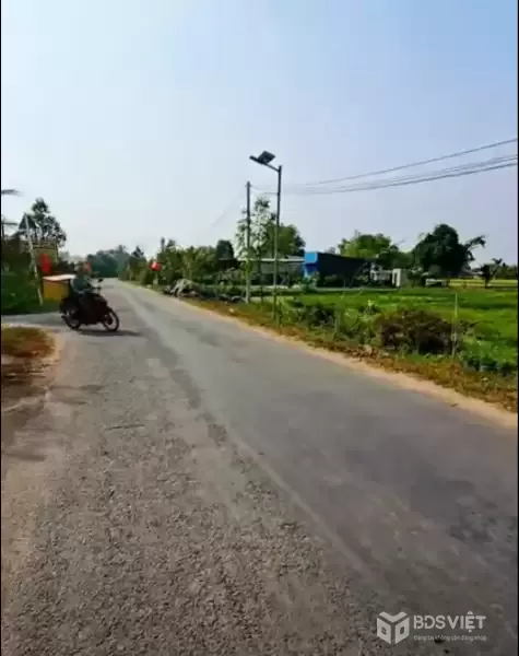 Bán đất mặt tiền đường nhựa xã Đức Hòa Thượng tdt 1700m2 ( 220m2 thổ ) giá 2,85 tỷ