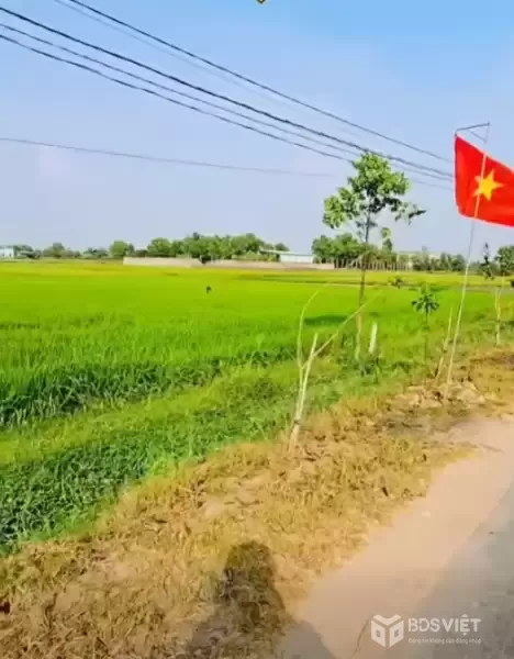 Bán đất mặt tiền đường nhựa xã Đức Hòa Thượng tdt 1700m2 ( 220m2 thổ ) giá 2,85 tỷ