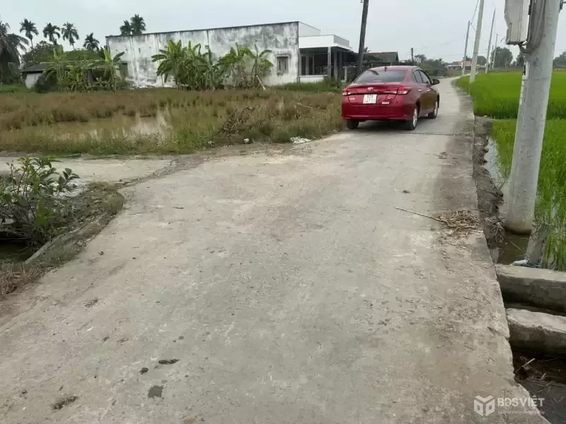 Bán 6 lô thổ cư liền kề mặt tiền đường beton Nguyễn Văn Tiết , Lạc Tấn giá 370tr , 390tr , 450tr