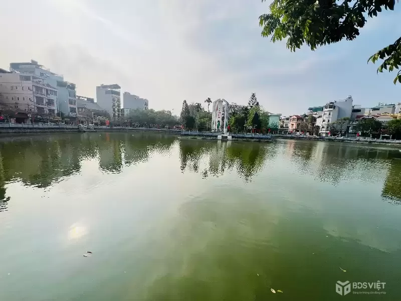 Bán nhà gần Huy Du ô tô tránh – lô góc – ngõ thông đẹp hơn 10 tỷ