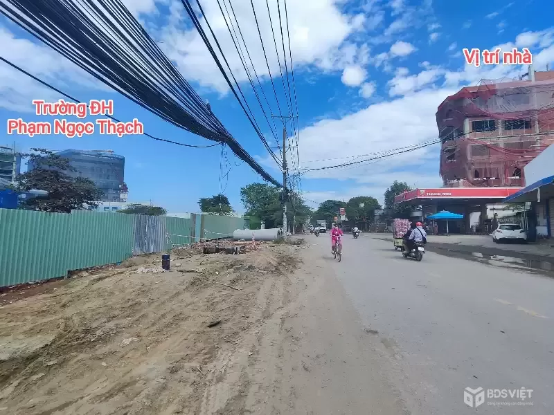 BÁN OR CHO THUÊ NHÀ 4,5 TẤM ĐỐI DIỆN ĐH PHẠM NGỌC THẠCH