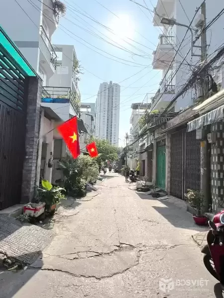 Nhà MT hẻm 6m Phạm Hùng- phường Chánh Hưng