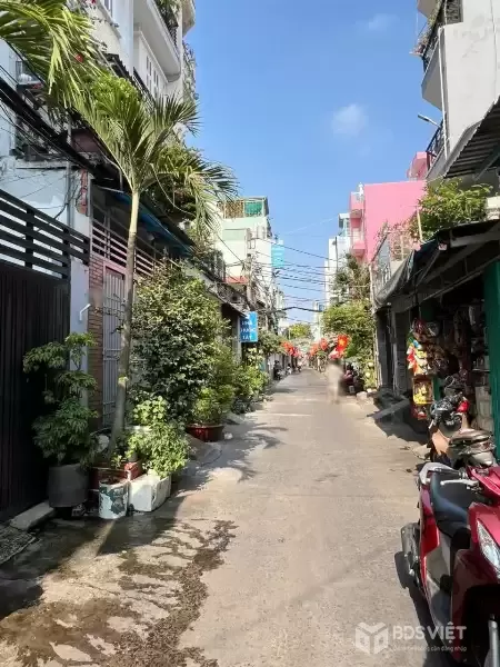 Nhà MT hẻm 6m Phạm Hùng- phường Chánh Hưng