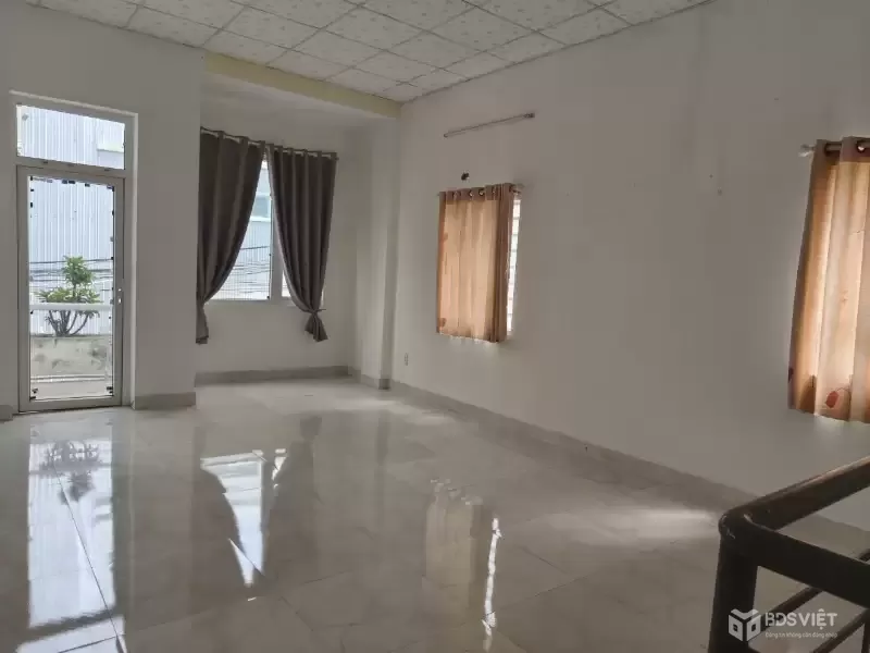 ♥ Cho Thuê Kiệt Ô tô cạnh MT Nguyễn Hữu Thọ, ngay Tiểu La, 60m2, 7tr/th