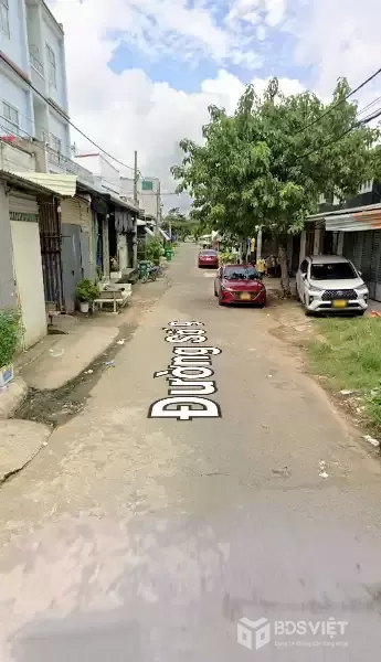 CẦN BÁN DÃY TRỌ 200M2 TỔNG 12 PHÒNG ĐƯỜNG NHỰA XE HƠI