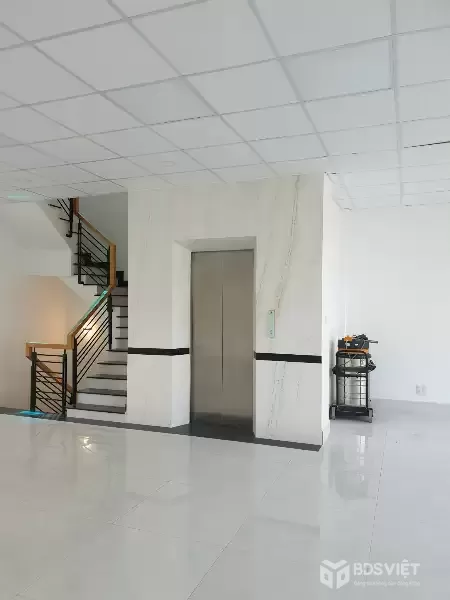 Bán nhà văn phòng Thạnh Mỹ Lợi, kế UBND Thủ Đức, 144m2(8x18), Hầm 7 tầng