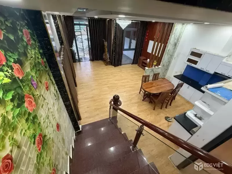 Bán nhà SRXD đường hoàng diệu phường 5 Đà Lạt ngang 6.4m giá 6.8 tỷ