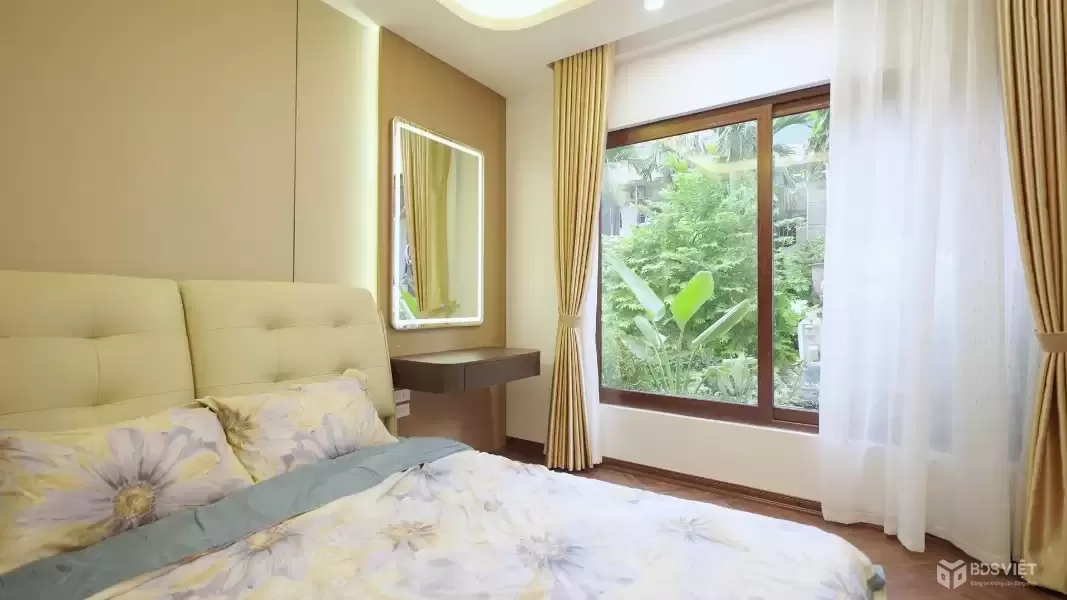 NHỈNH 12 TỶ MỘT CHÚT – MUA ĐƯỢC NHÀ 5 TẦNG THANG MÁY NGAY TRẦN DUY HƯNG. TẶNG FULL NOI THAT