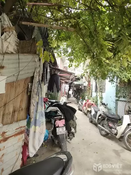 Bán gấp giá rẻ Giải Phóng 63m, cấp 4, mặt tiền 4m, 945 triệu Hoàng Mai.