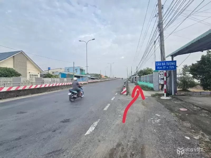 Bán đất 2 mặt tiền xã Tân Trạch , Cần Đước dt 1790m2 full thổ giá 17 tỷ